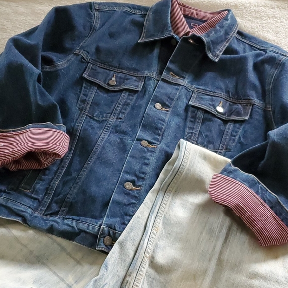 Eddie Bauer - Picture 5 of 13